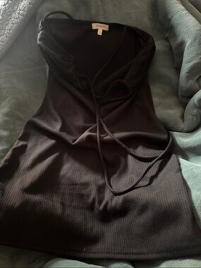 Better Be Black Ribbed V-Neck Top